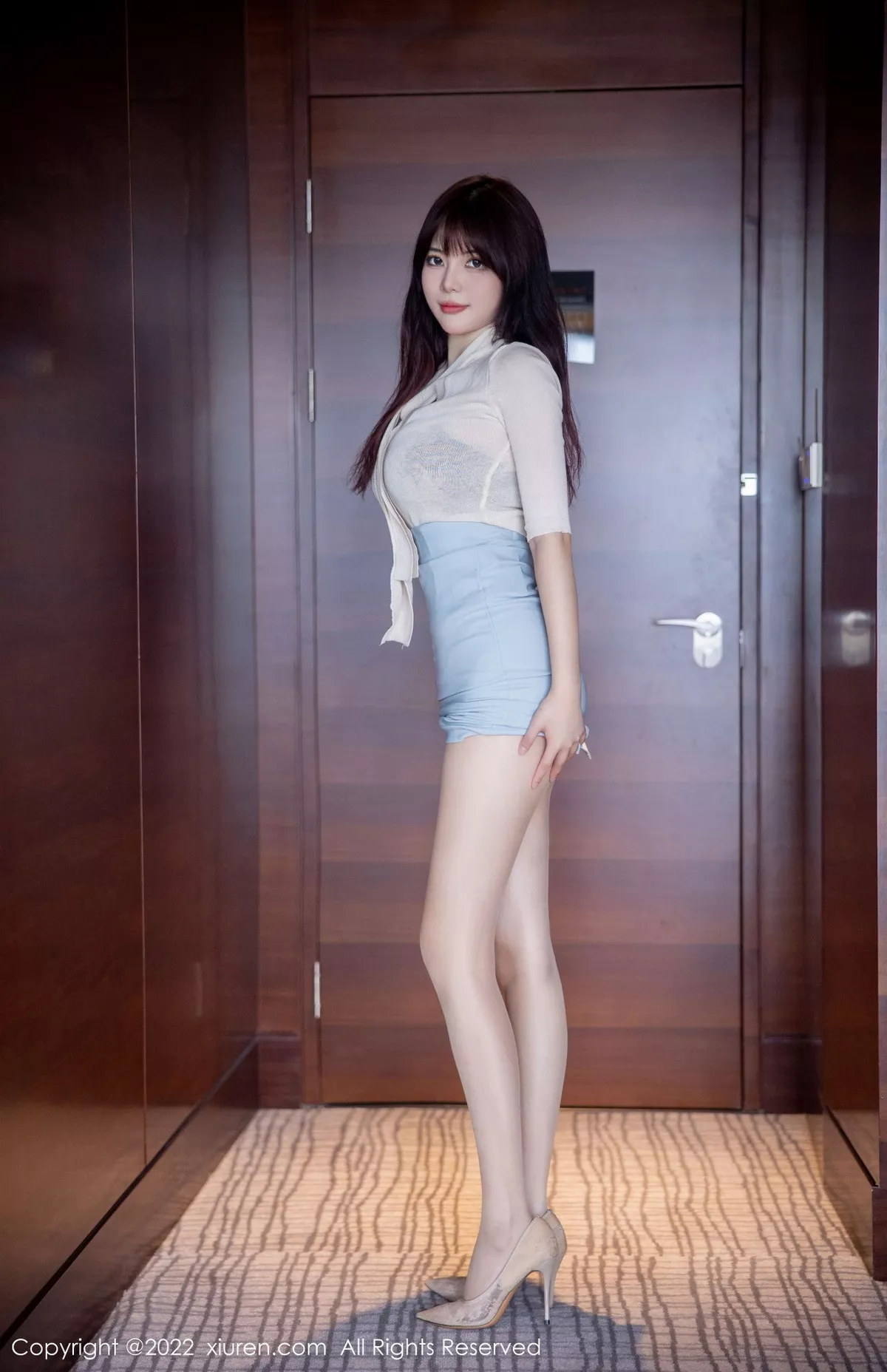 图片[3]-[XiuRen秀人网]第5704期薇薇写真-秀人资源网