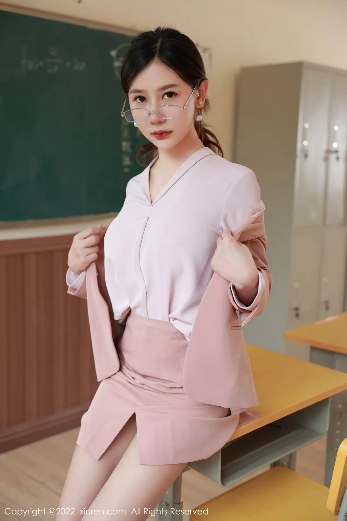 [XiuRen秀人网]第5617期尹甜甜写真-秀人资源网