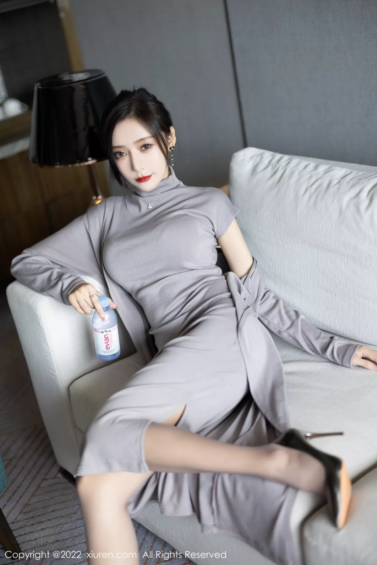 图片[4]-[XiuRen秀人网]第5745期王馨瑶写真-秀人资源网