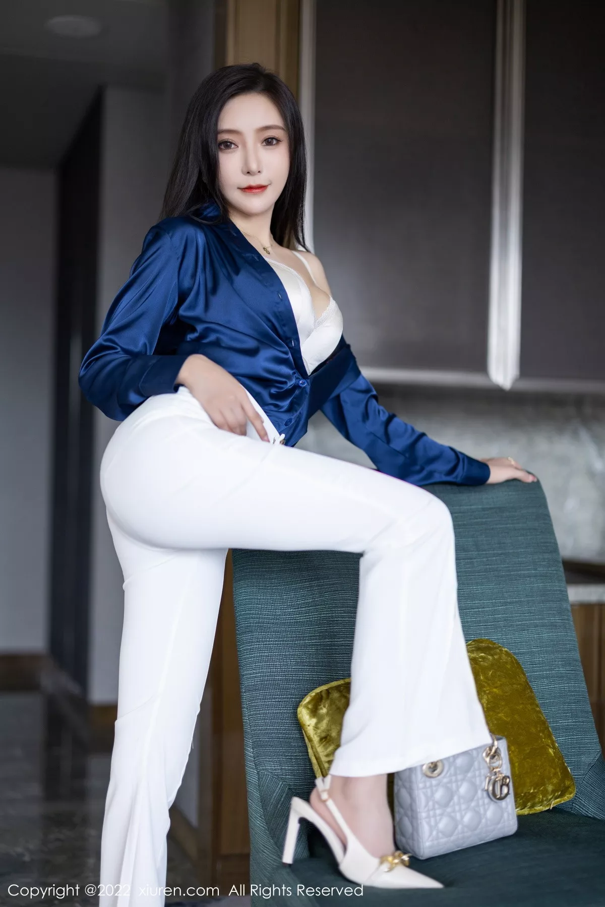 图片[3]-[XiuRen秀人网]第5790期王馨瑶写真-秀人资源网