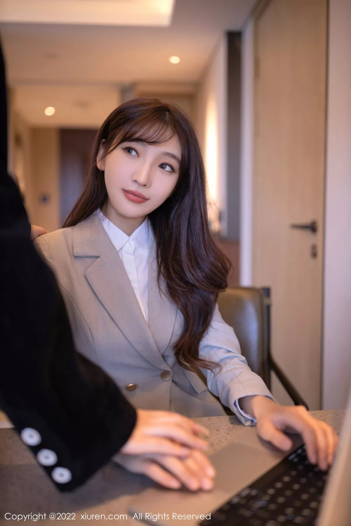 图片[3]-[XiuRen秀人网]第5840期陆萱萱写真-秀人资源网