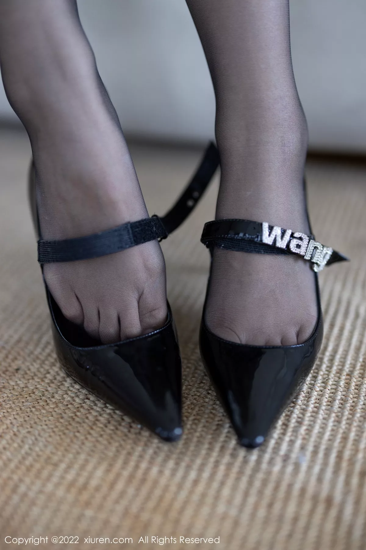 图片[5]-[XiuRen秀人网]第5837期可乐写真-秀人资源网