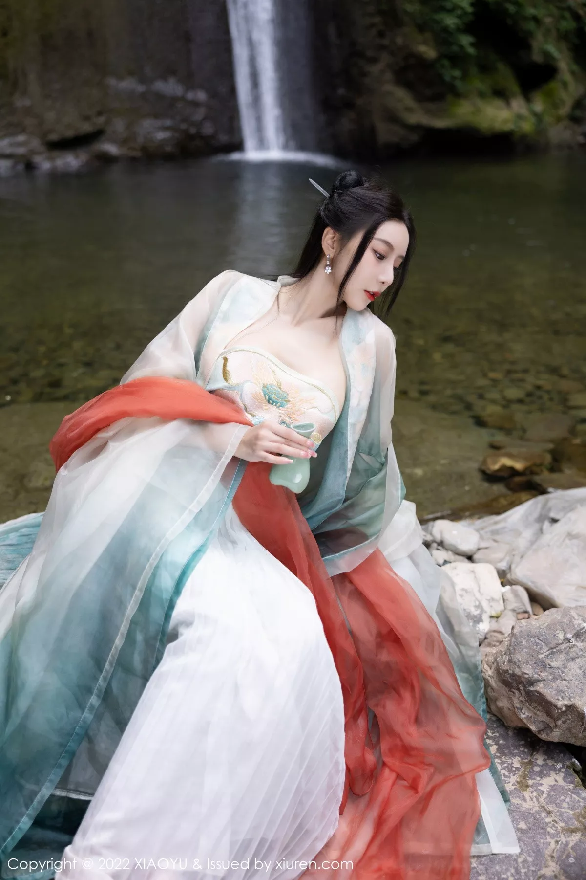 图片[2]-[XiaoYu画语界]第889期王馨瑶写真-秀人资源网