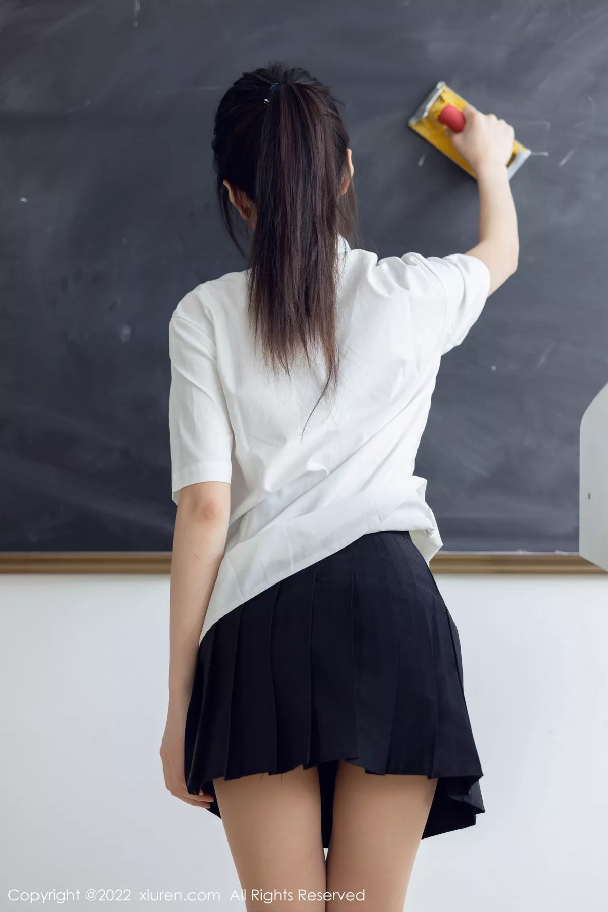 图片[4]-[XiuRen秀人网]第5762期媛媛酱写真-秀人资源网