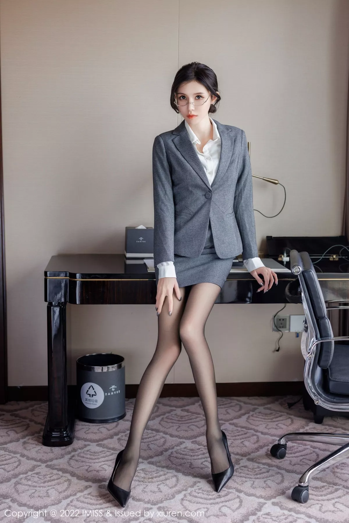 图片[28]-[Imiss爱蜜社]第708期泥鳅鳅写真-秀人资源网