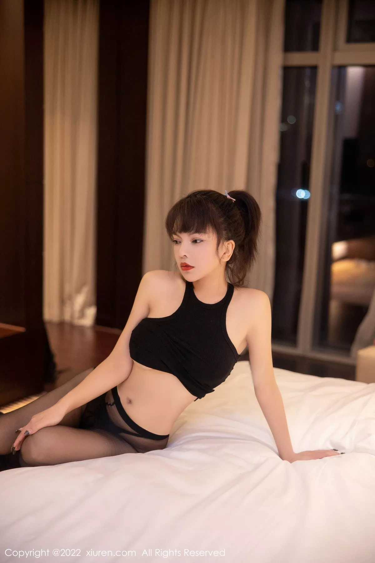 [XiuRen秀人网]第5987期郑欣燑写真-秀人资源网