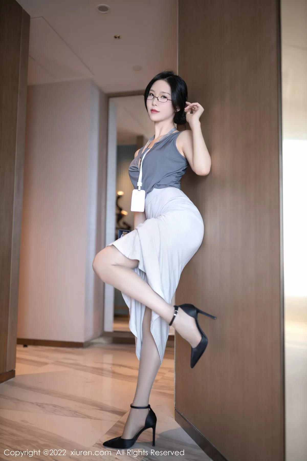 图片[4]-[XiuRen秀人网]第5900期利世写真-秀人资源网