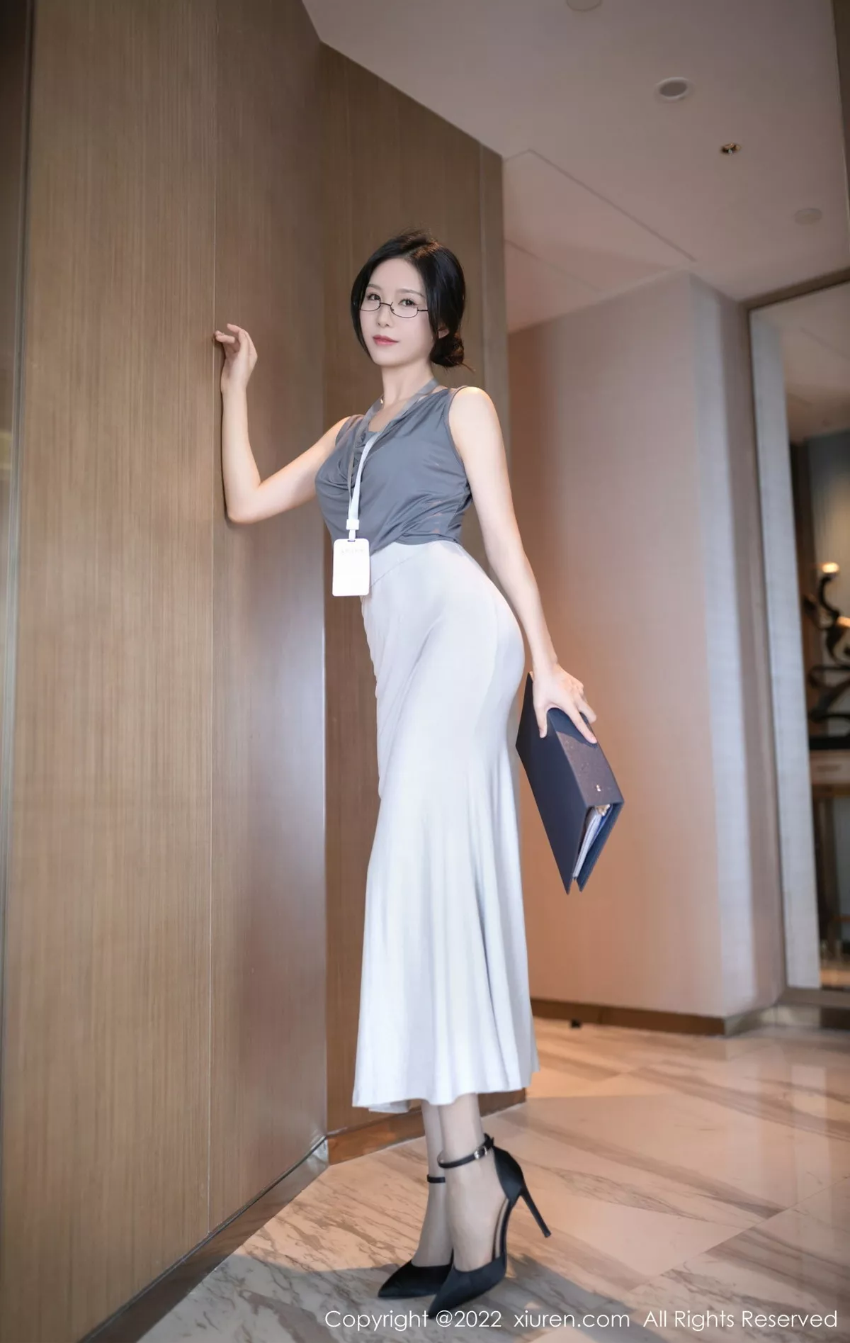 图片[2]-[XiuRen秀人网]第5900期利世写真-秀人资源网