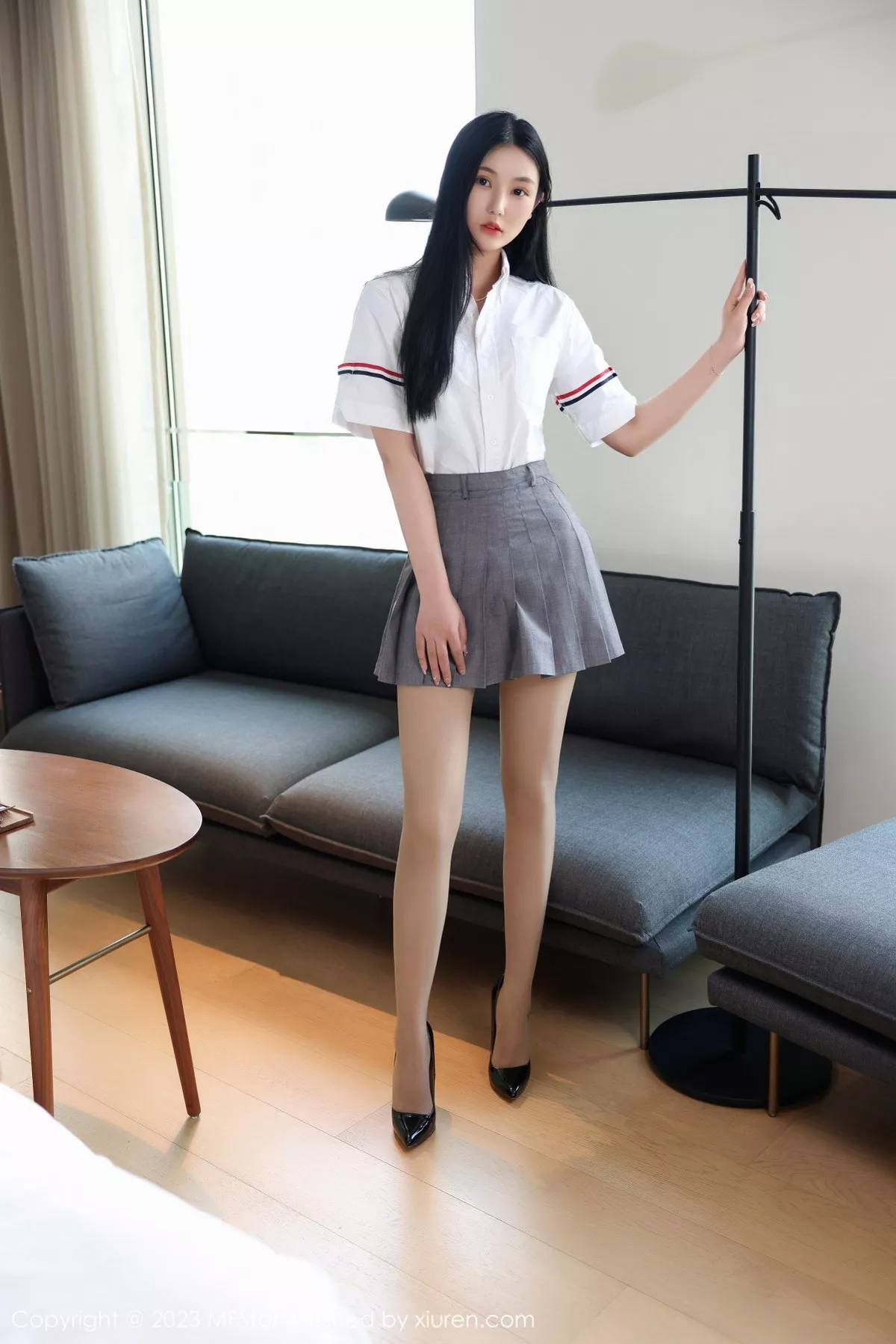图片[17]-[MFStar模范学院]第578期Ai西西里写真-秀人资源网