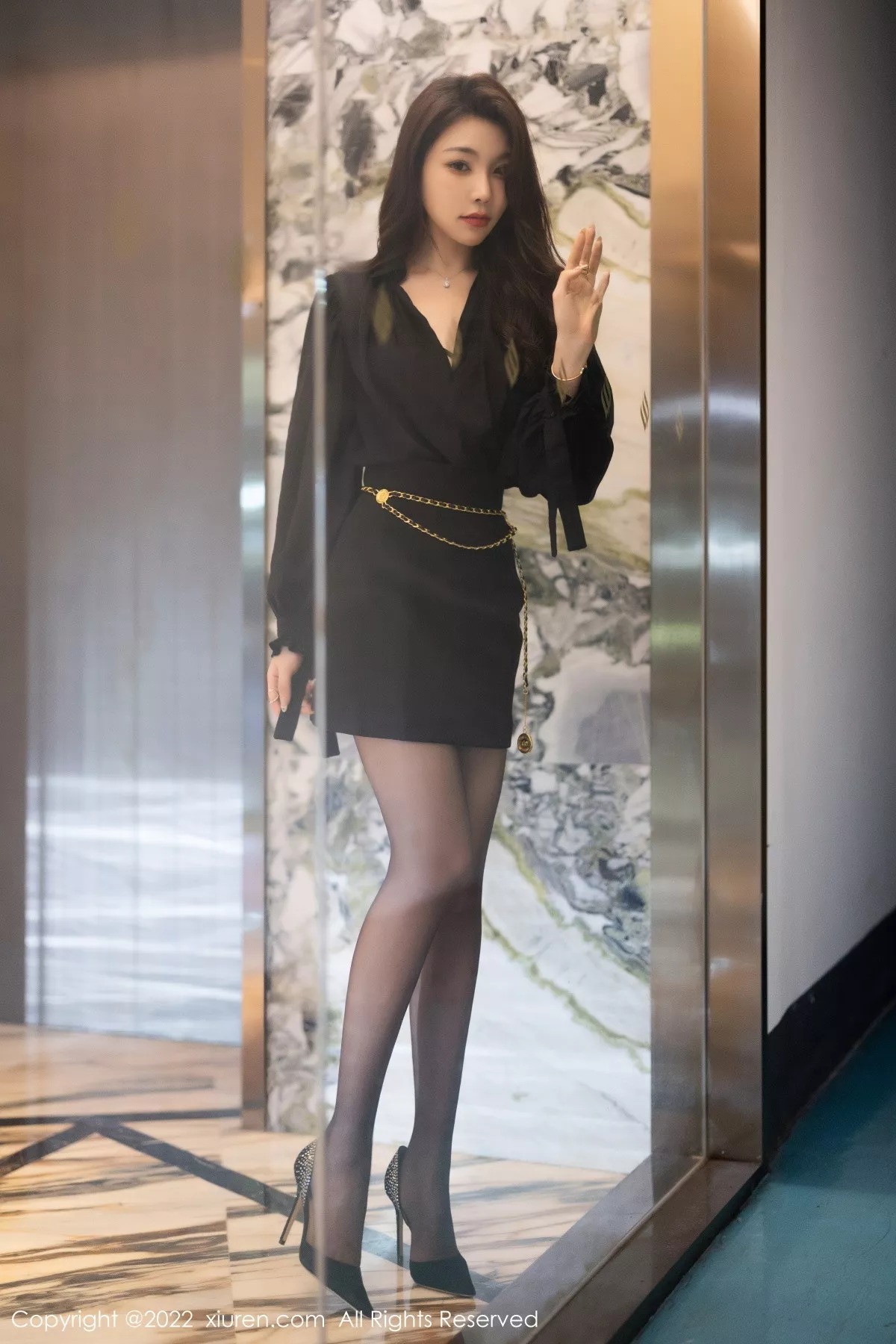 [XiuRen秀人网]第6033期徐莉芝写真-秀人资源网