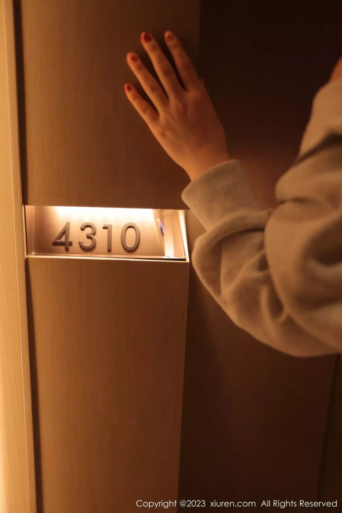 图片[8]-[XiuRen秀人网]第6155期豆瓣酱写真-秀人资源网