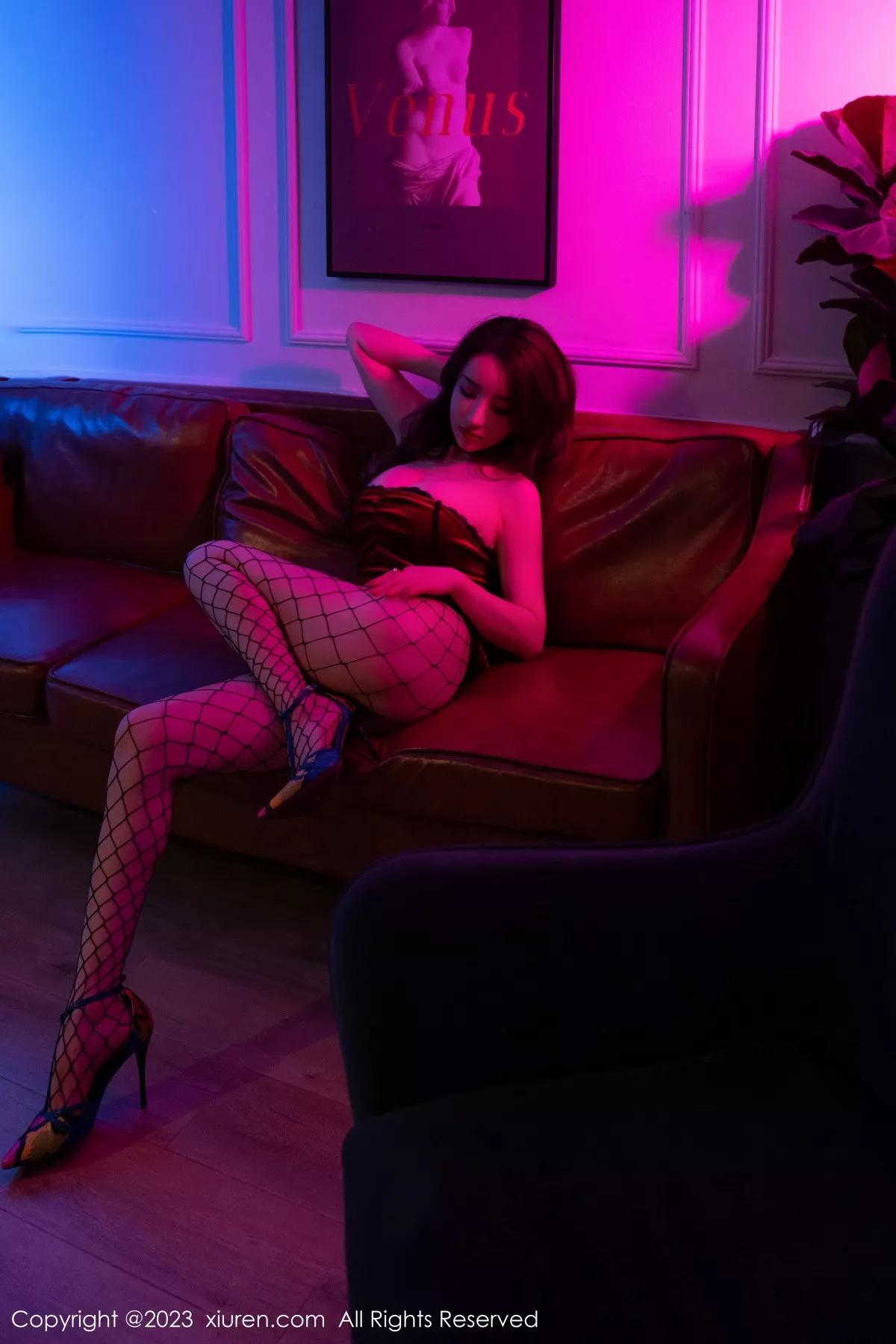 图片[2]-[XiuRen秀人网]第6192期雨儿写真-秀人资源网