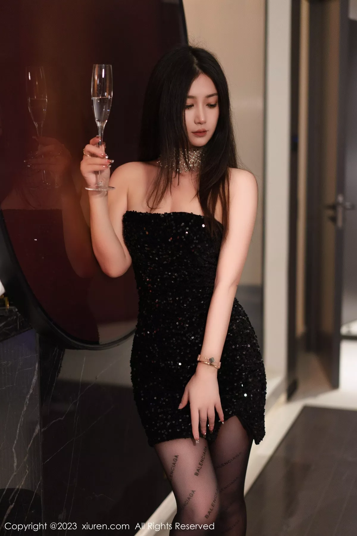 图片[8]-[XiuRen秀人网]第6244期阿姣写真-秀人资源网