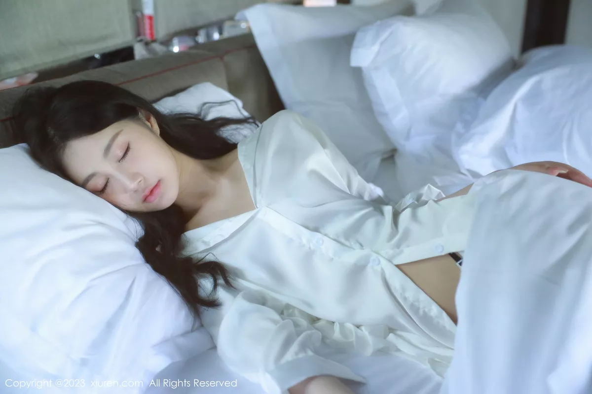 图片[4]-[XiuRen秀人网]第6183期谢晚晚写真-秀人资源网