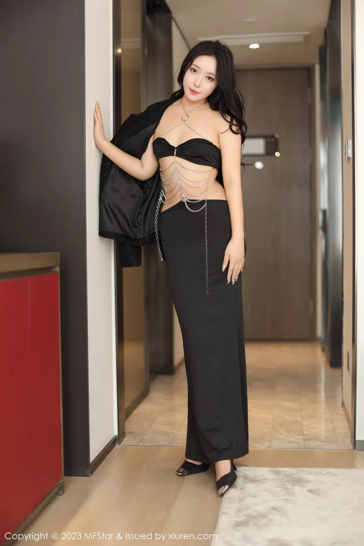 图片[19]-[MFStar模范学院]第583期露露写真-秀人资源网