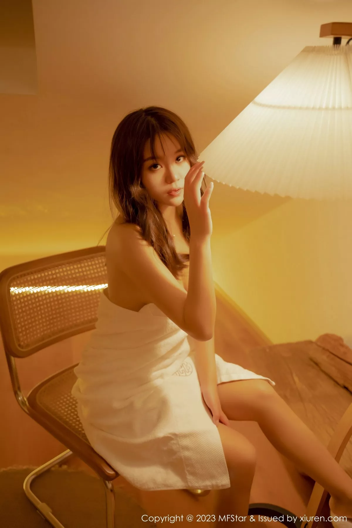 图片[4]-[MFStar模范学院]第590期小樱花写真-秀人资源网