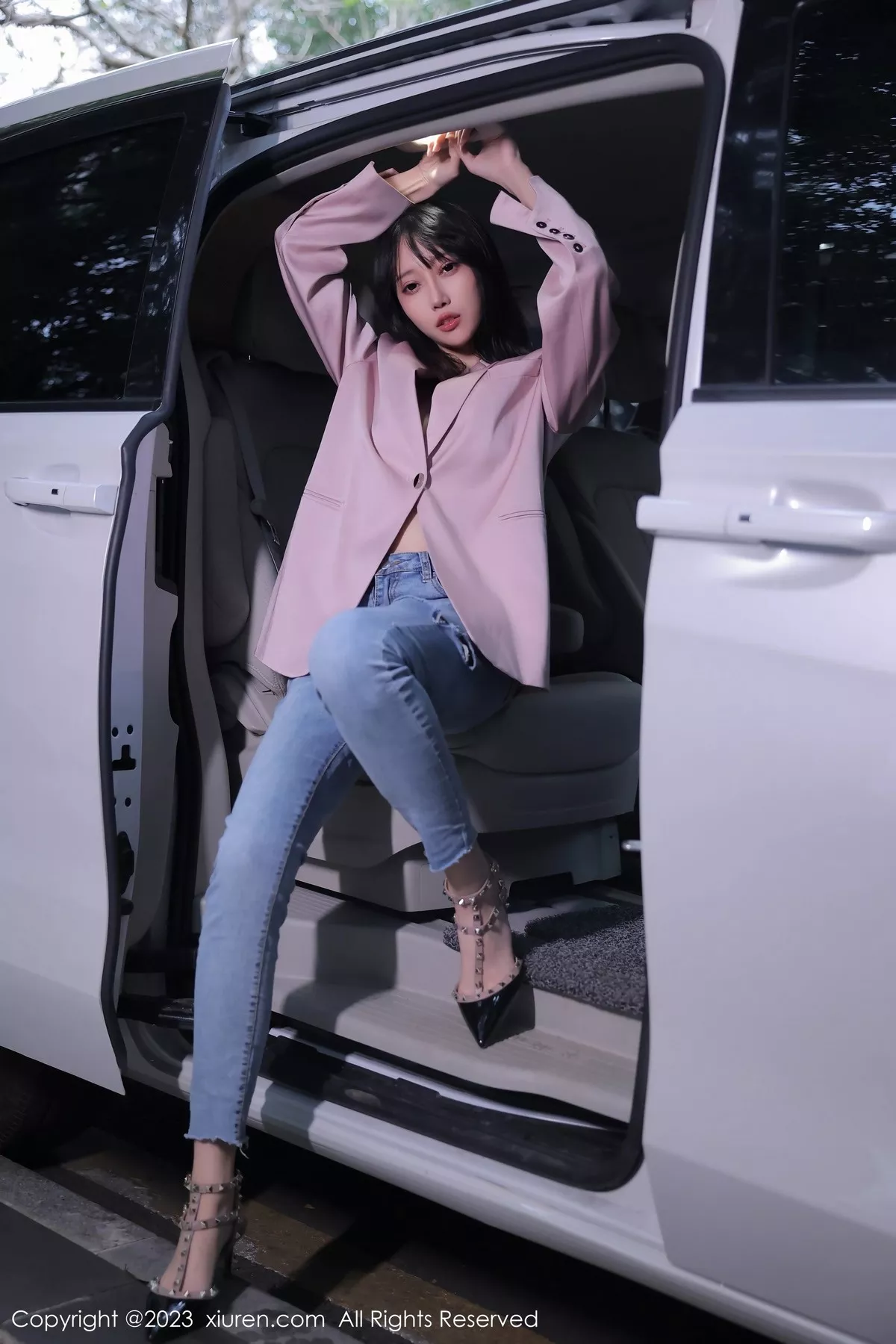[XiuRen秀人网]第6355期玥儿玥写真-秀人资源网