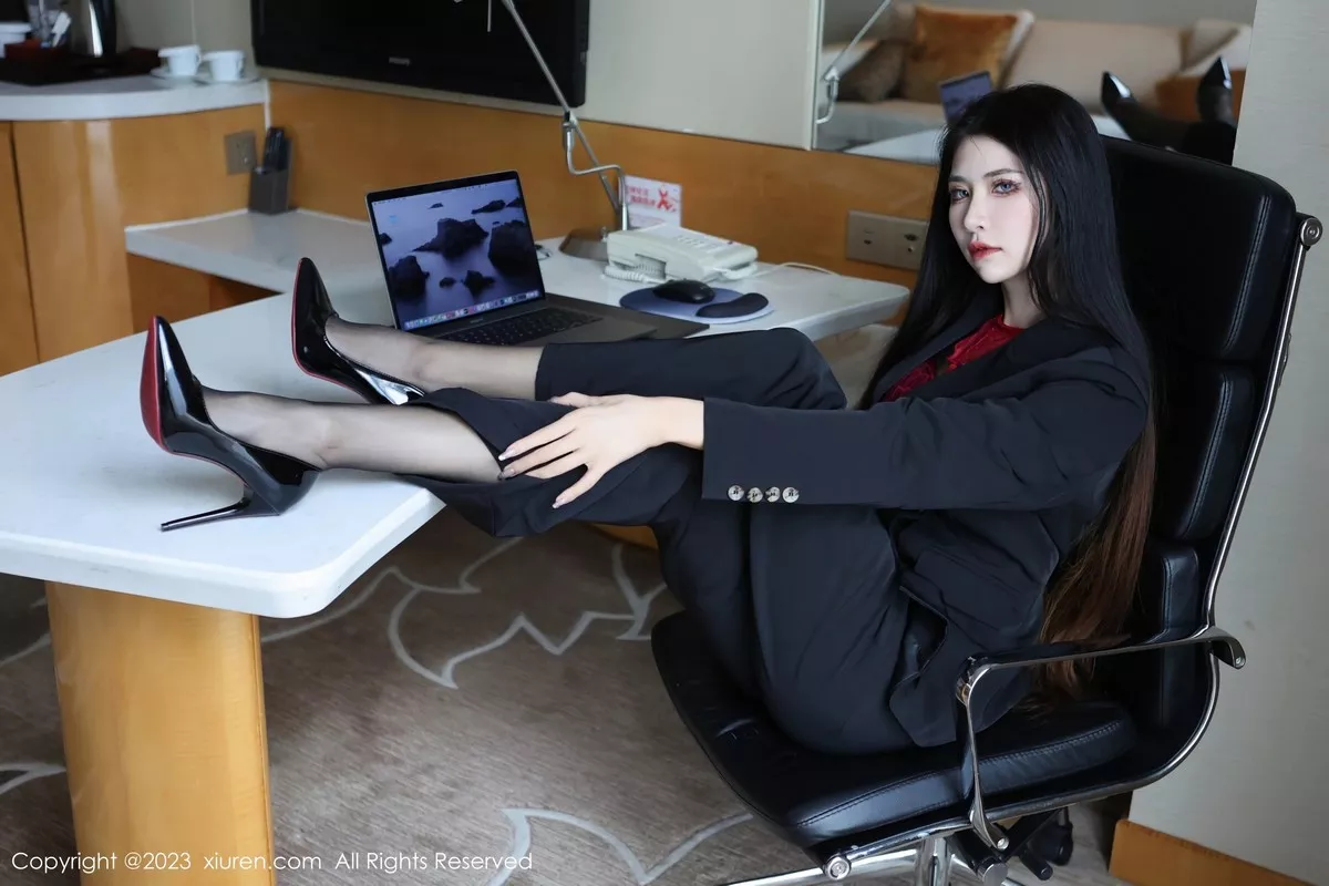 图片[3]-[XiuRen秀人网]第6402期依娜写真-秀人资源网