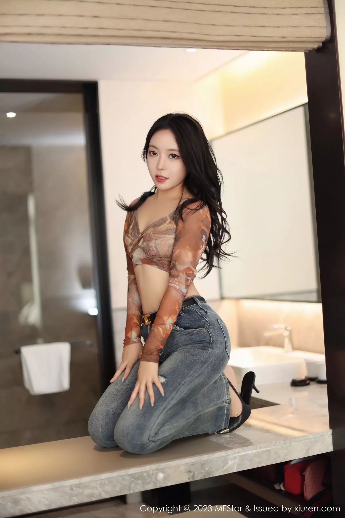 图片[25]-[MFStar模范学院]第594期露露写真-秀人资源网