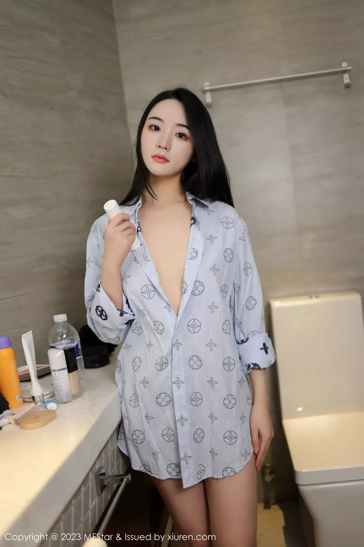 图片[3]-[MFStar模范学院]第595期汐汐爱吃草莓写真-秀人资源网