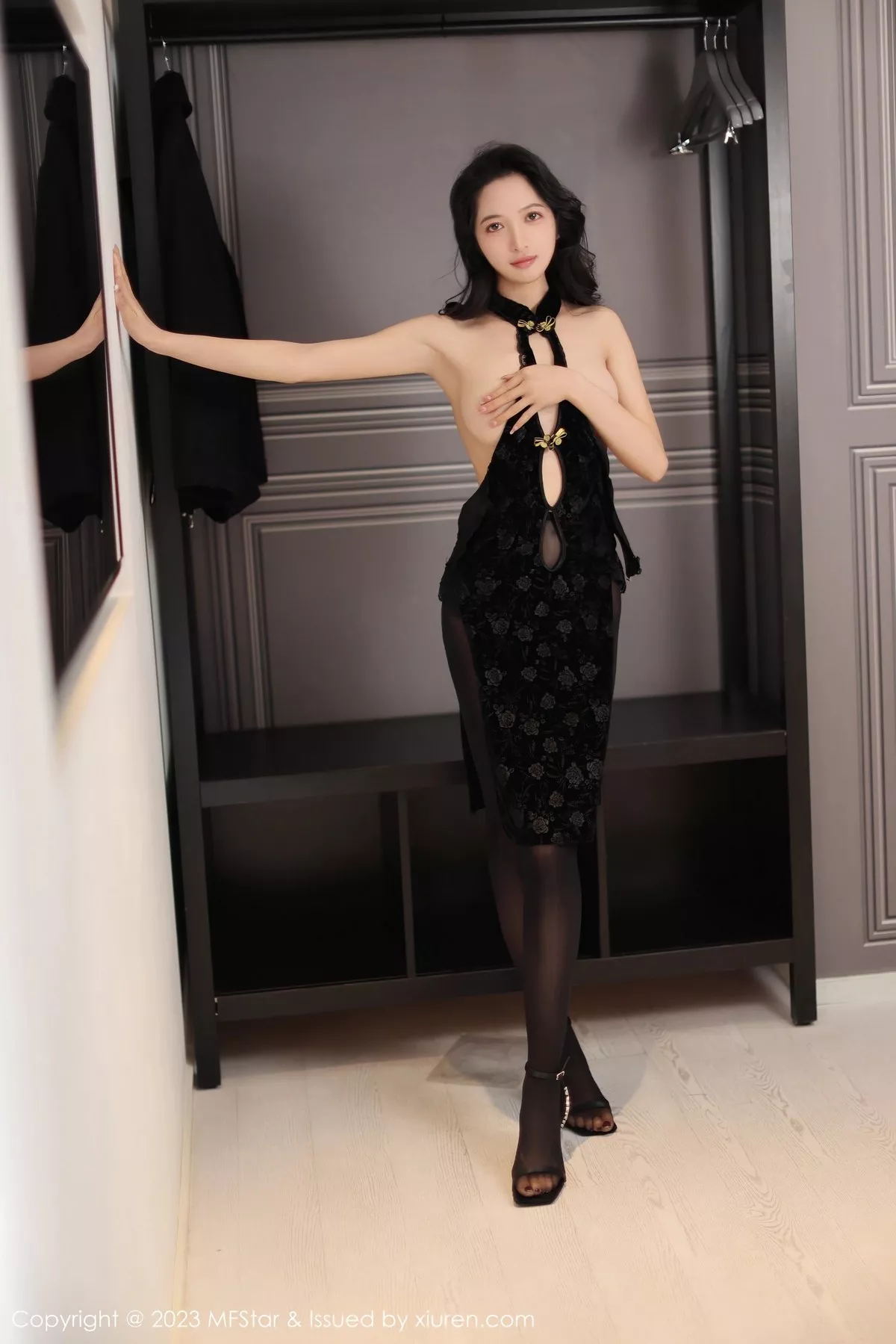 图片[21]-[MFStar模范学院]第599期茜茜写真-秀人资源网