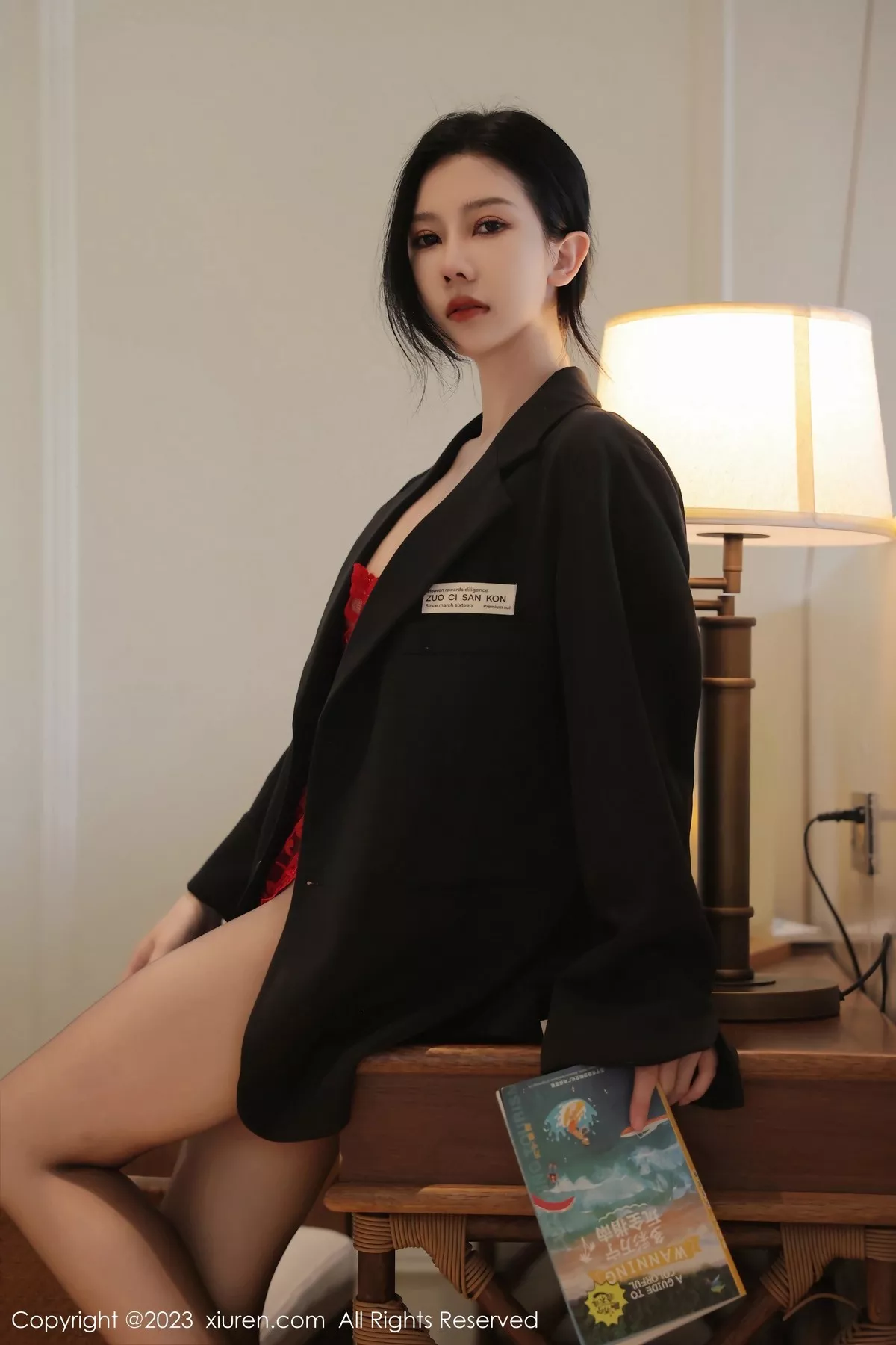 [XiuRen秀人网]第6475期尹甜甜写真-秀人资源网