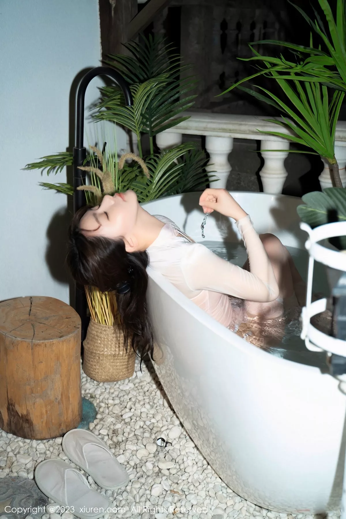 图片[11]-[XiuRen秀人网]第6489期婠婠么写真-秀人资源网