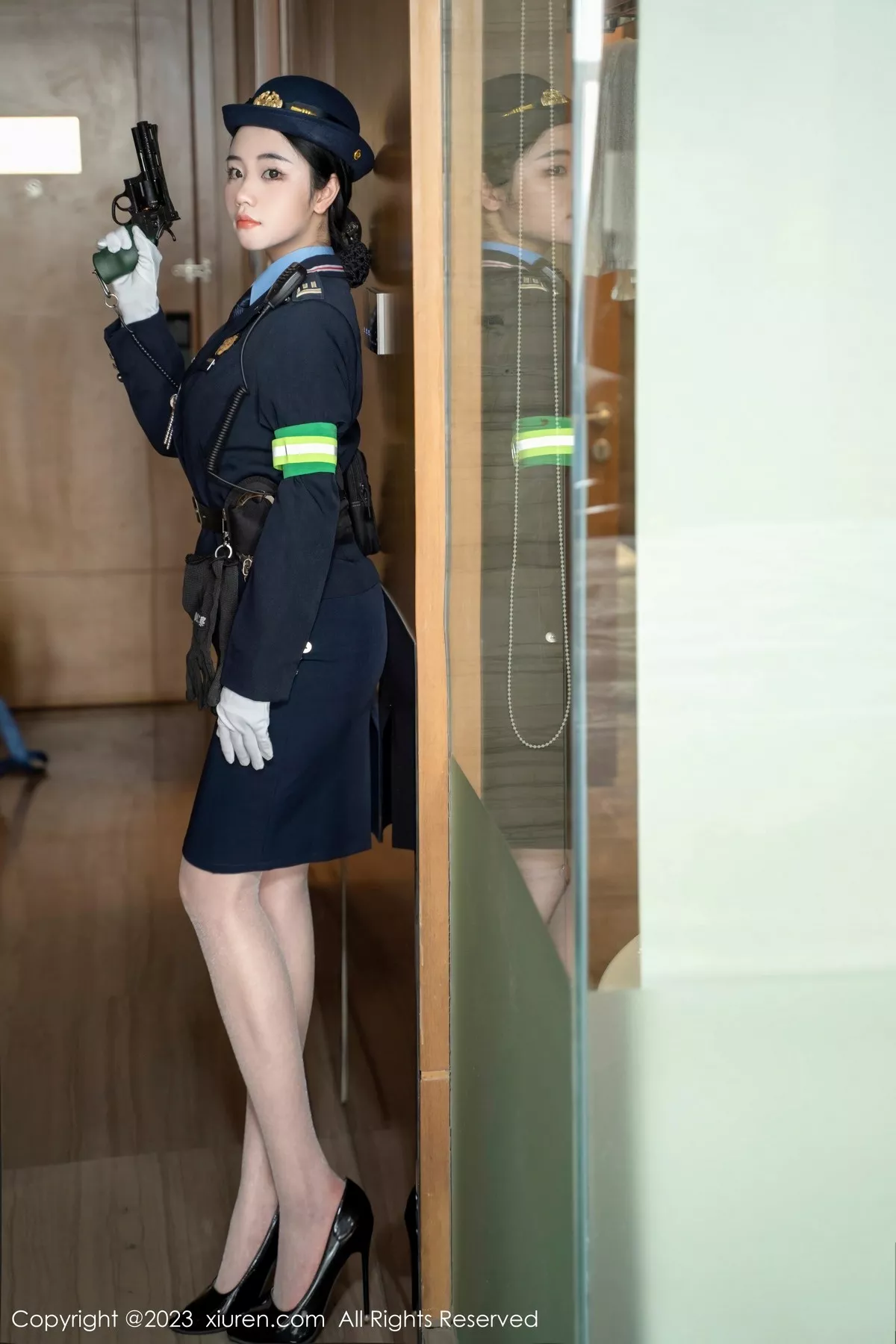 图片[12]-[XiuRen秀人网]第6497期汐汐爱吃草莓写真-秀人资源网