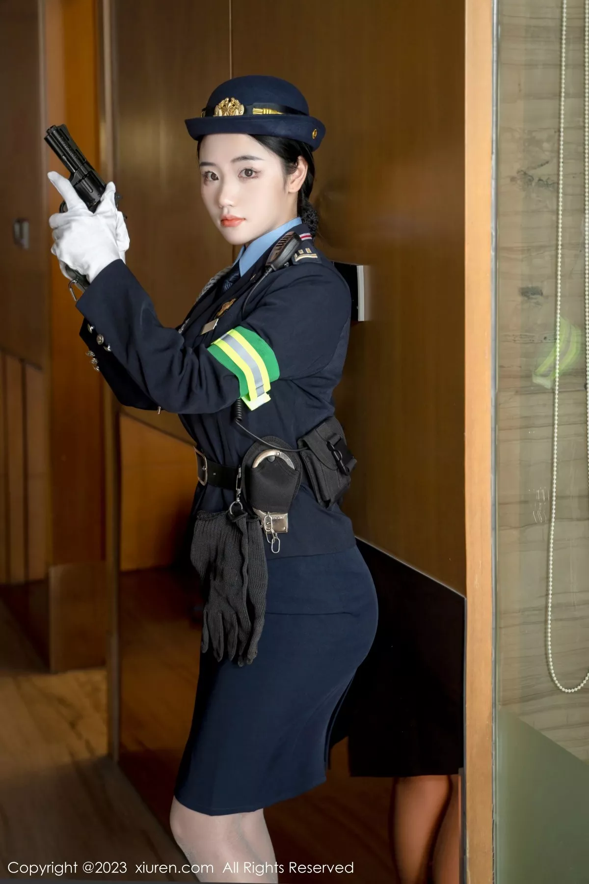 图片[13]-[XiuRen秀人网]第6497期汐汐爱吃草莓写真-秀人资源网