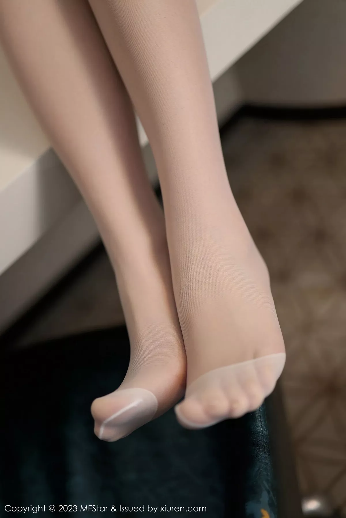 图片[5]-[MFStar模范学院]第602期汐汐爱吃草莓写真-秀人资源网