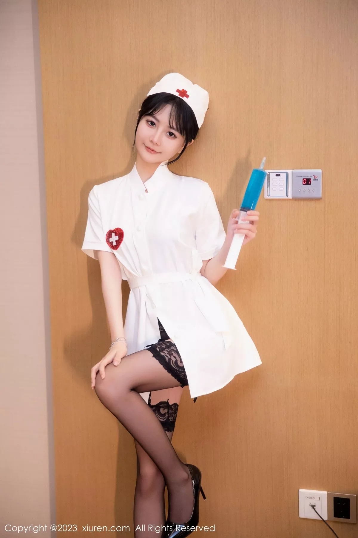 [XiuRen秀人网]第6525期谢小蒽写真-秀人资源网
