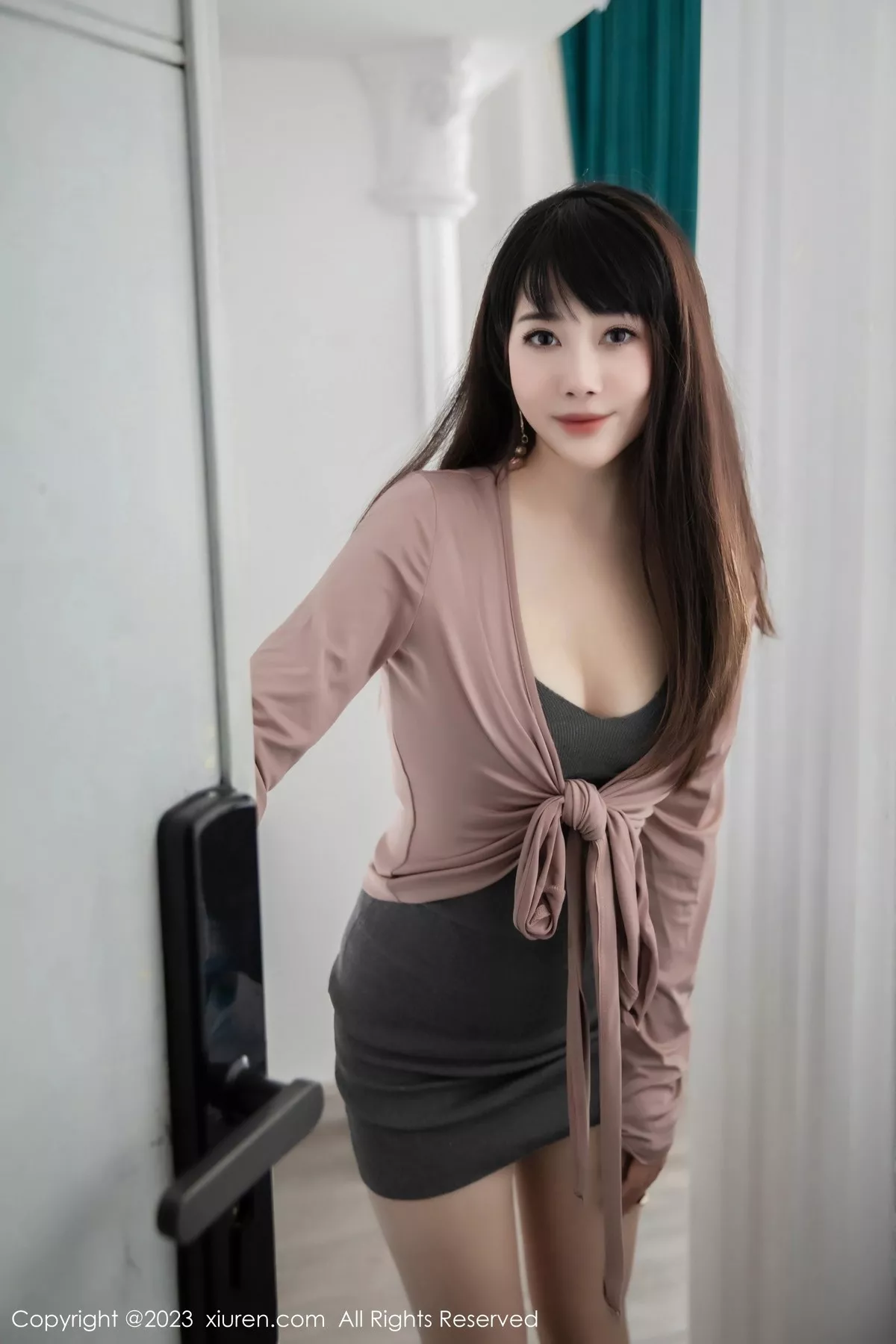 图片[2]-[XiuRen秀人网]第6532期严利娅写真-秀人资源网