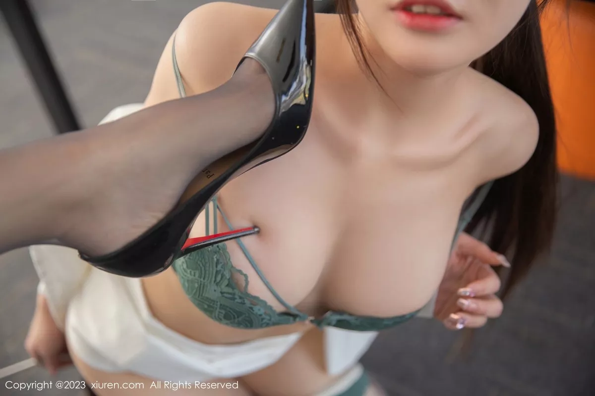 图片[7]-[XiuRen秀人网]第6563期媛媛酱写真-秀人资源网