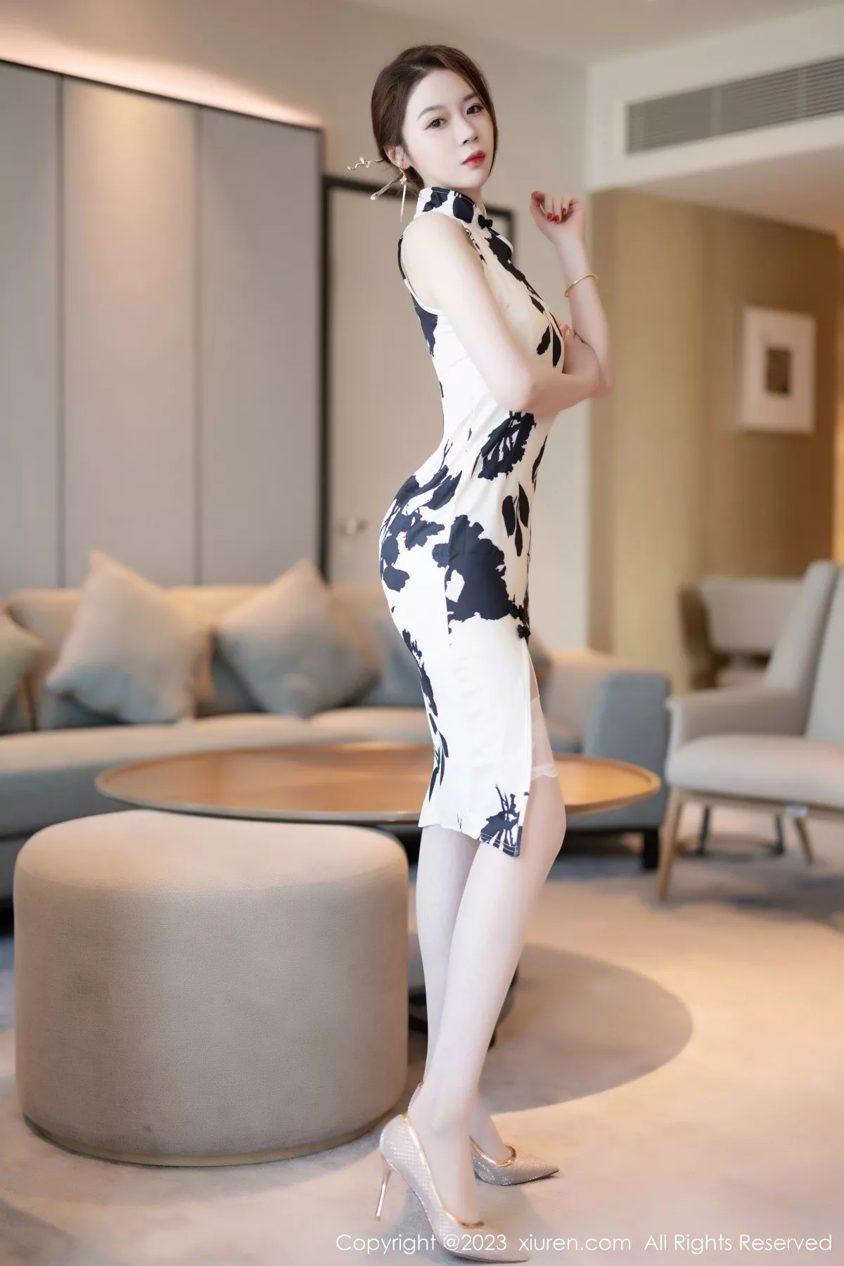 图片[4]-[XiuRen秀人网]第6572期梦心玥写真-秀人资源网