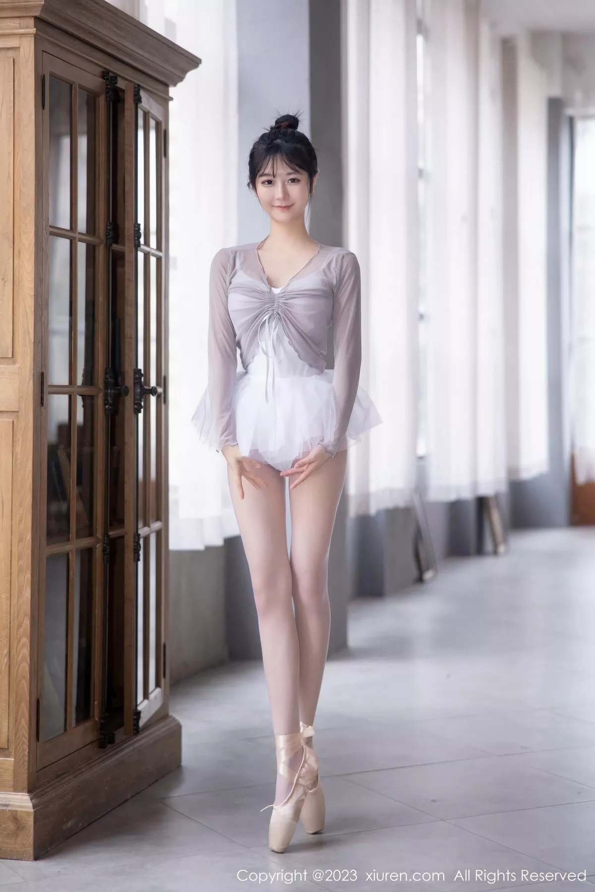 图片[5]-[XiuRen秀人网]第6592期谢小蒽写真-秀人资源网