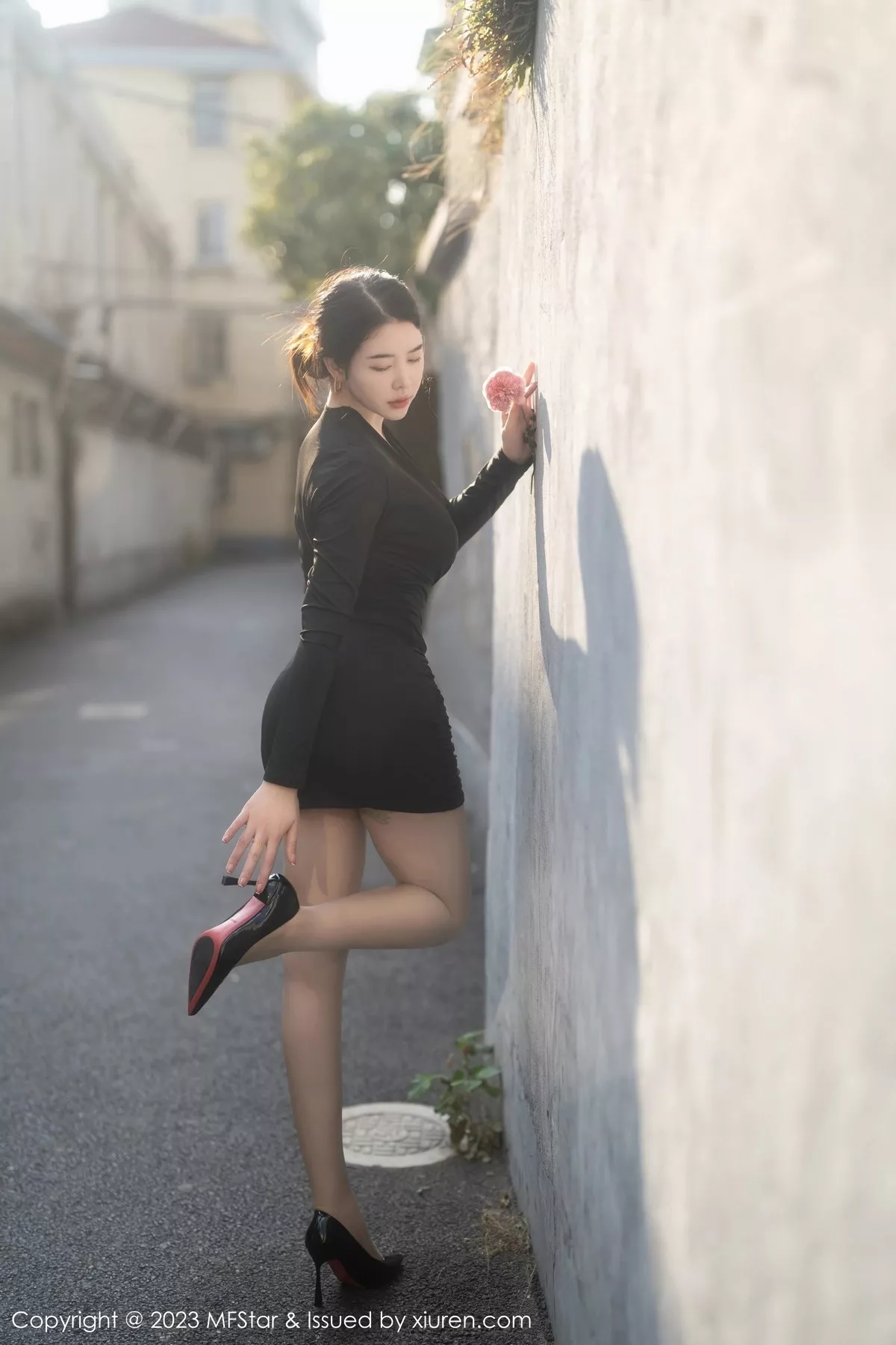 图片[11]-[MFStar模范学院]第596期樱桃小犊子写真-秀人资源网