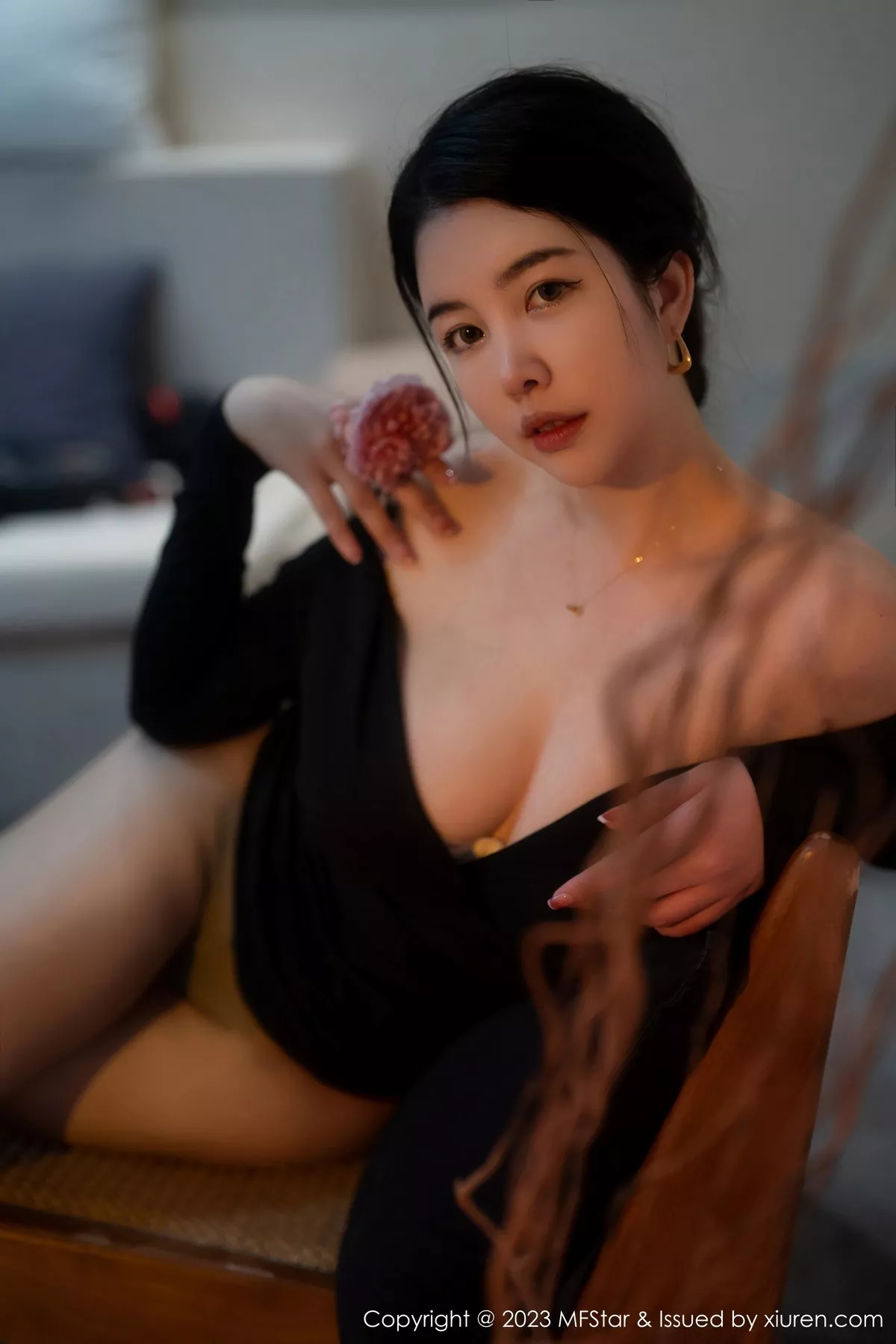 图片[15]-[MFStar模范学院]第596期樱桃小犊子写真-秀人资源网