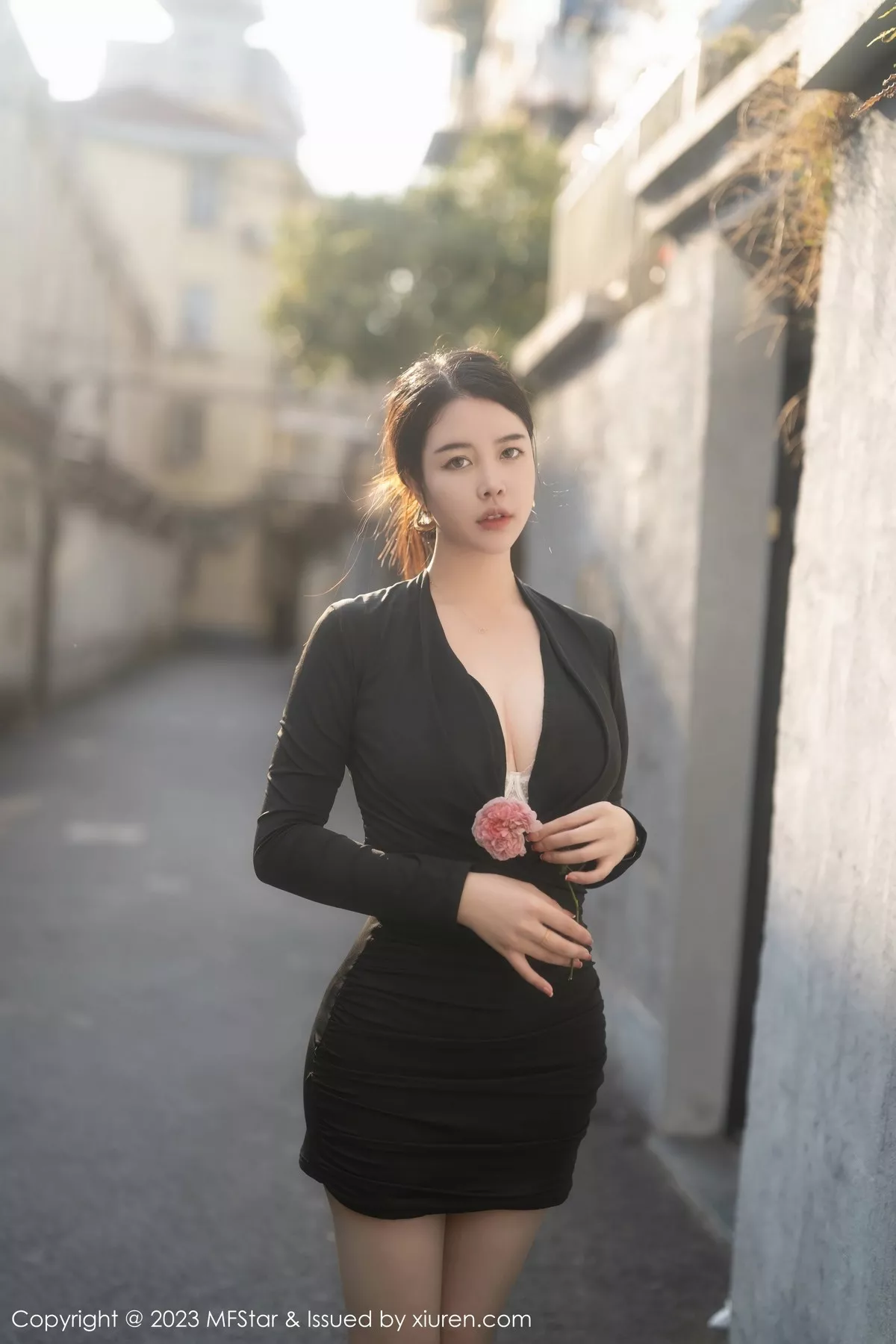 图片[17]-[MFStar模范学院]第596期樱桃小犊子写真-秀人资源网