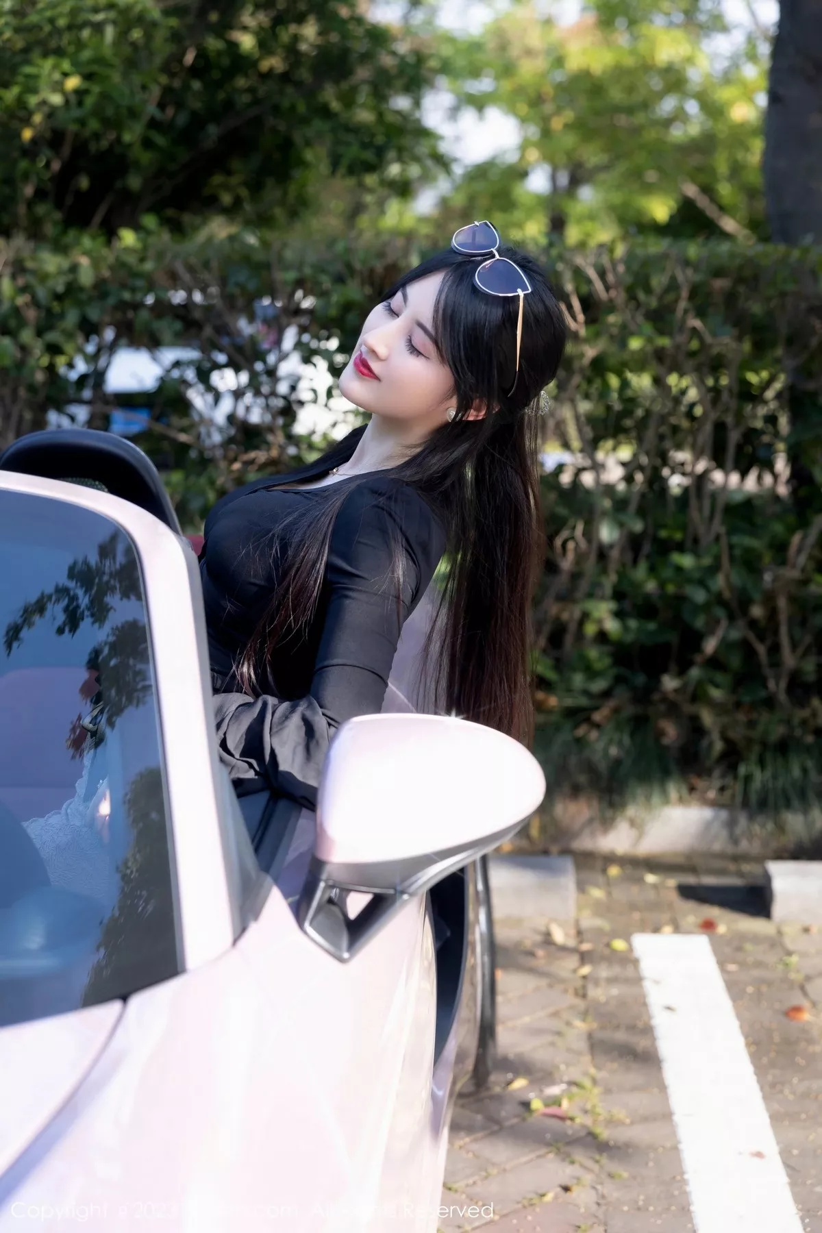 图片[2]-[XiuRen秀人网]第6676期诗诗写真-秀人资源网