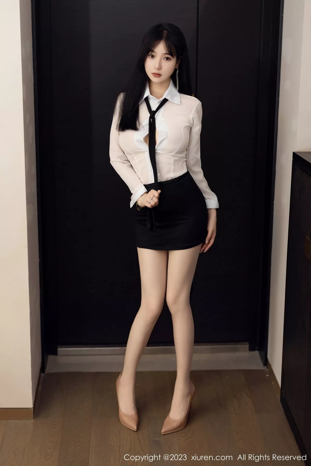 图片[3]-[XiuRen秀人网]第6710期柚琪写真-秀人资源网