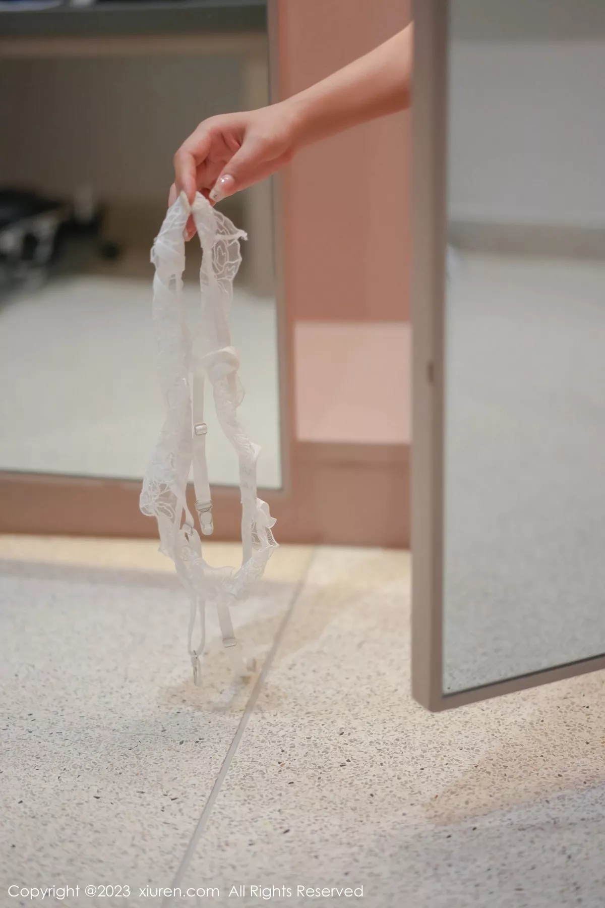 图片[4]-[XiuRen秀人网]第6729期阿姣写真-秀人资源网