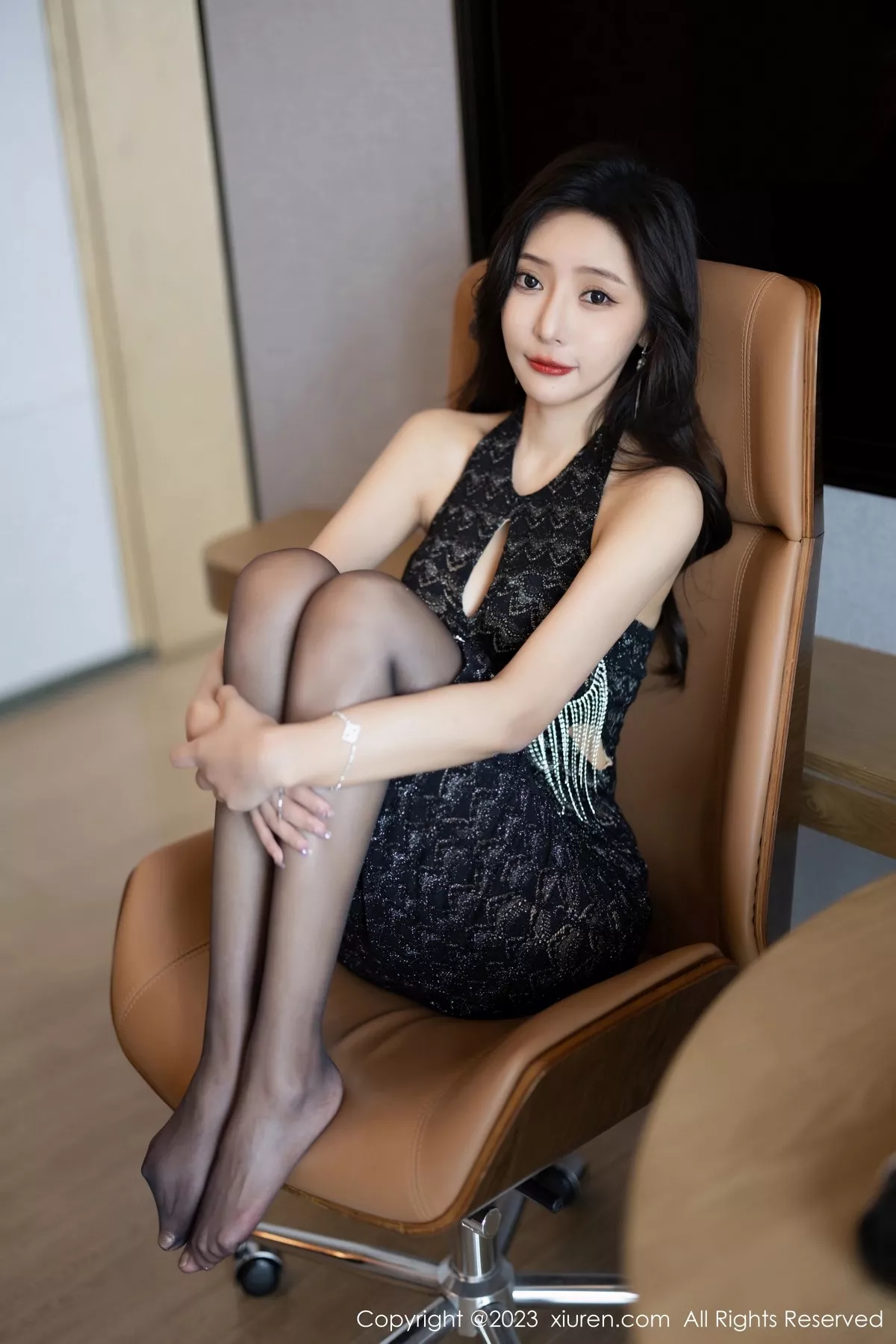 图片[2]-[XiuRen秀人网]第6772期王馨瑶写真-秀人资源网