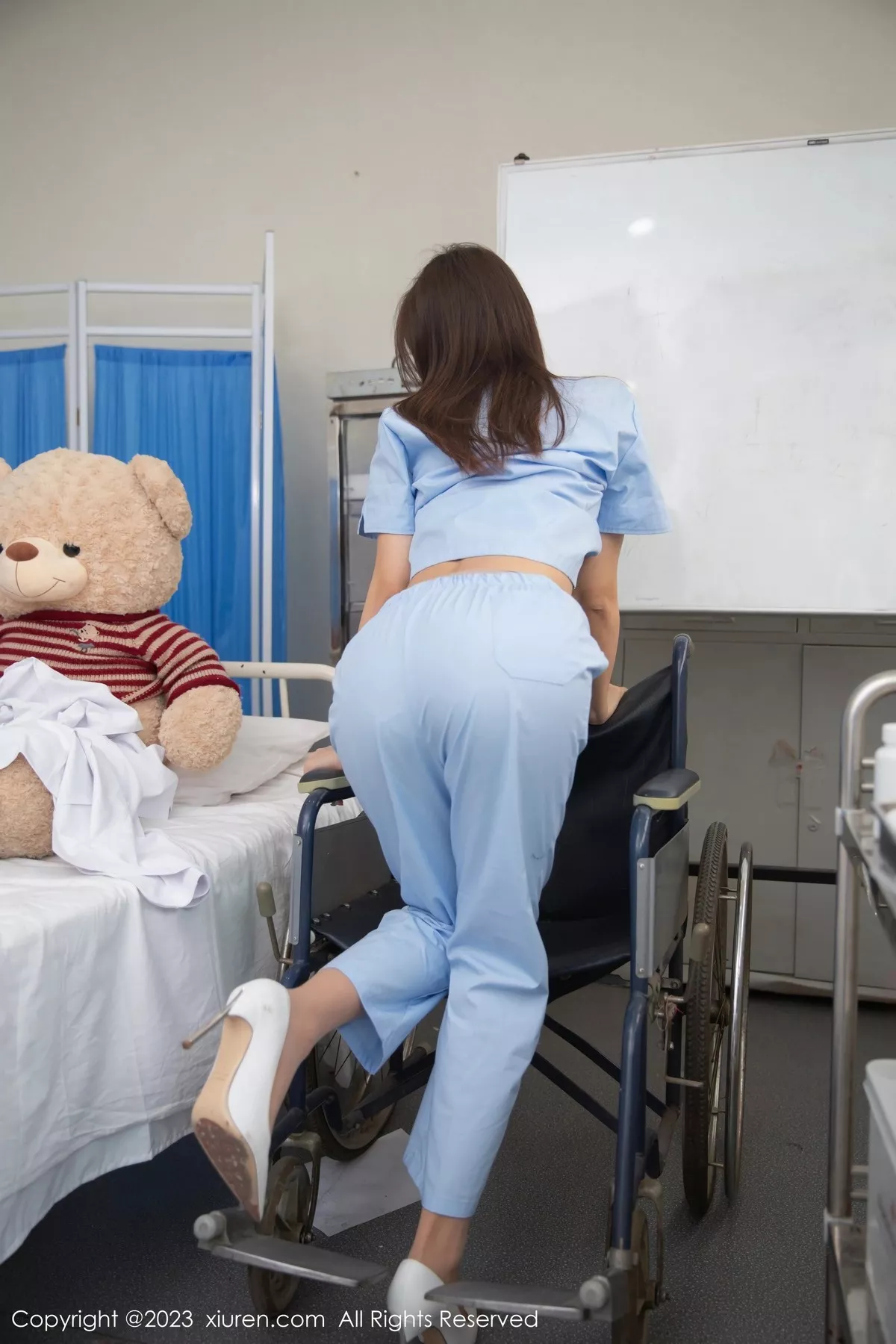 图片[3]-[XiuRen秀人网]第6849期绮里嘉写真-秀人资源网