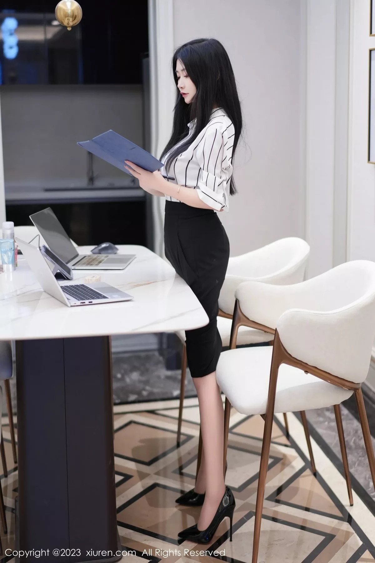 图片[9]-[XiuRen秀人网]第6845期阿姣写真-秀人资源网