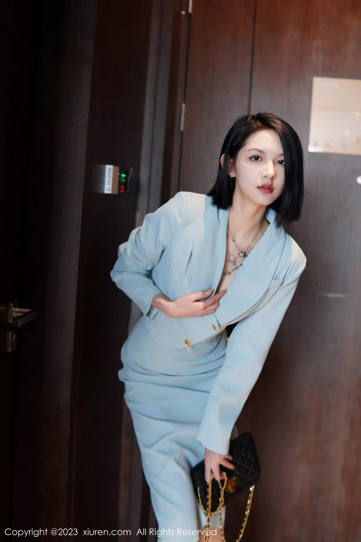 图片[17]-[XiuRen秀人网]第6885期乔一一写真-秀人资源网