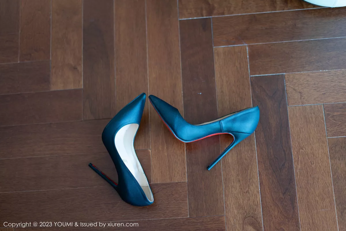 图片[4]-[YouMi尤蜜荟]第950期允爾写真-秀人资源网