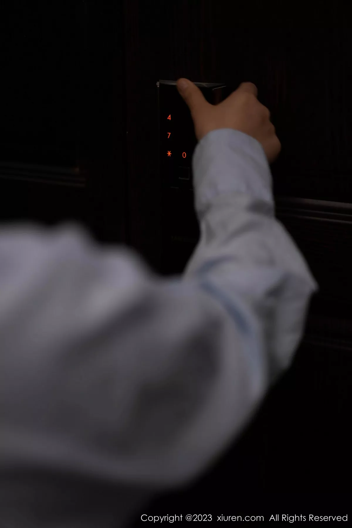 [XiuRen秀人网]第6922期阿姣写真-秀人资源网