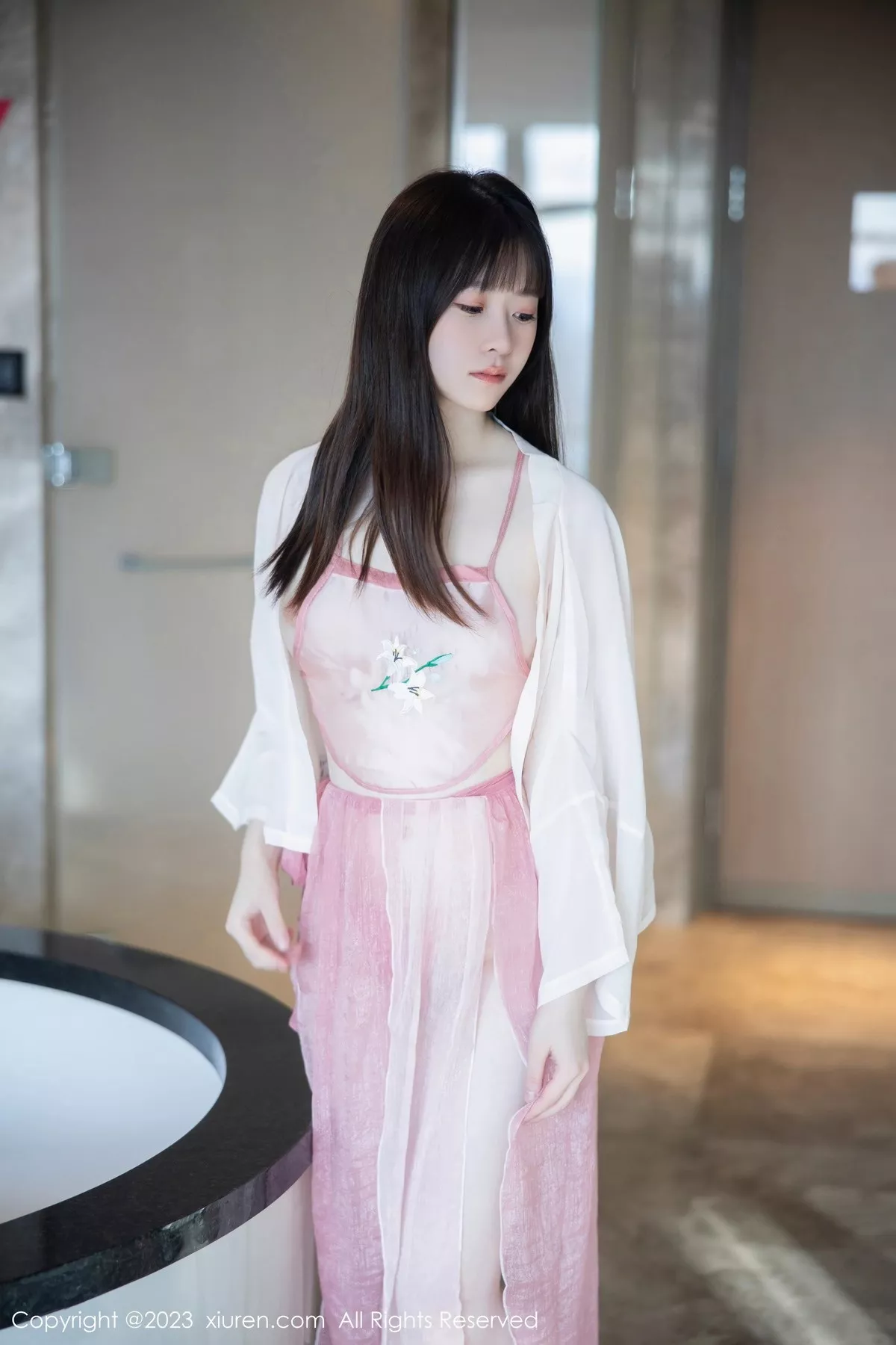 [XiuRen秀人网]第6926期林悠悠写真-秀人资源网