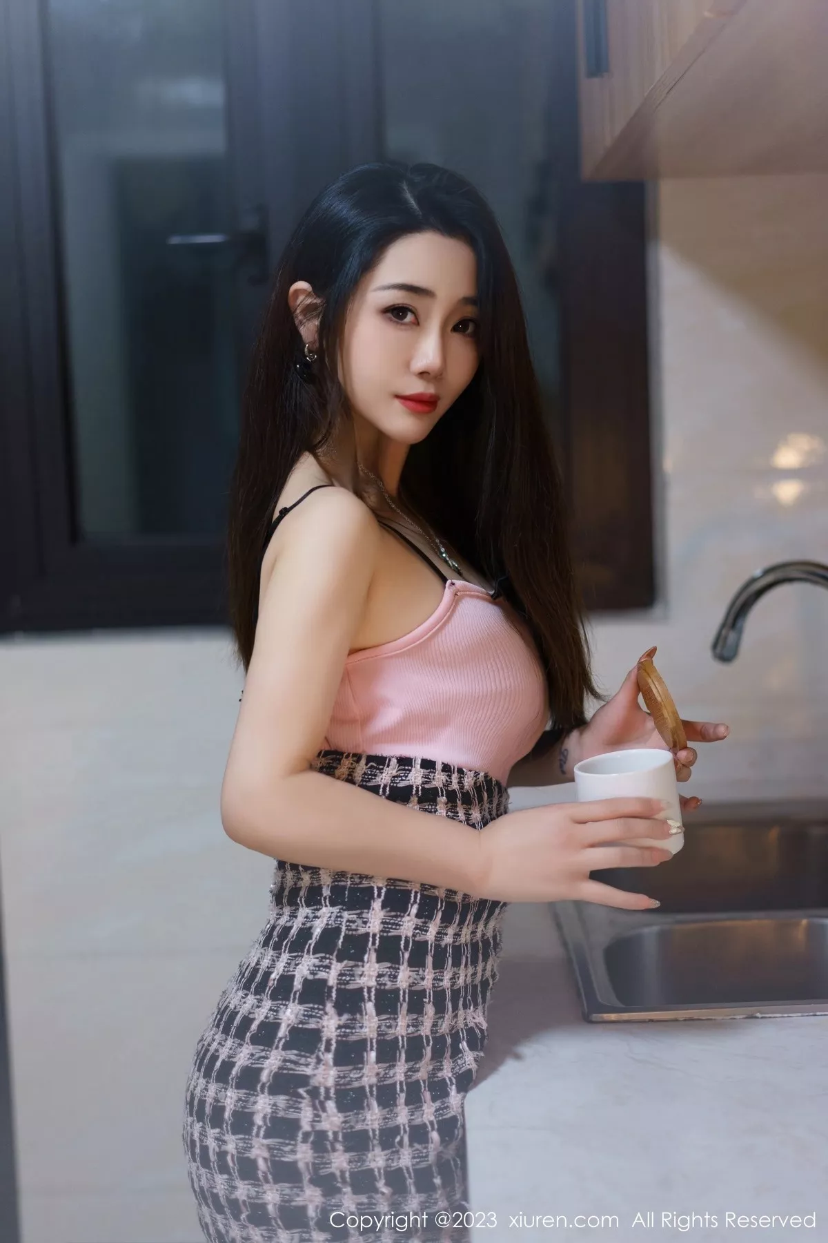 图片[6]-[XiuRen秀人网]第6799期严利娅写真-秀人资源网