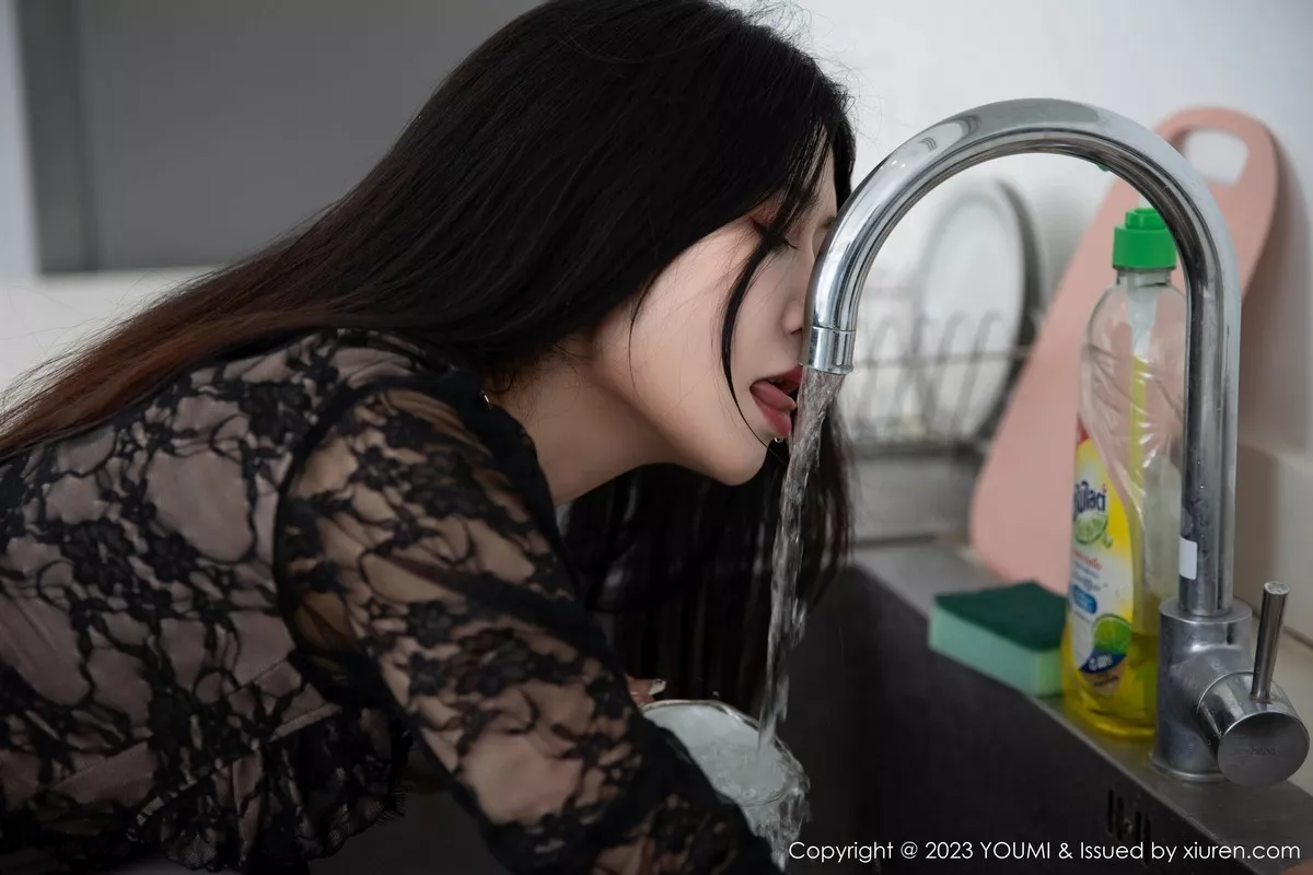 图片[14]-[YouMi尤蜜荟]第942期阿姣写真-秀人资源网